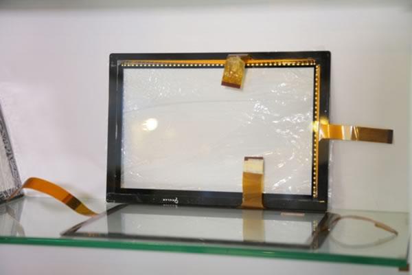  Kaca Transparan Konduktif (dengan lapisan ITO) 